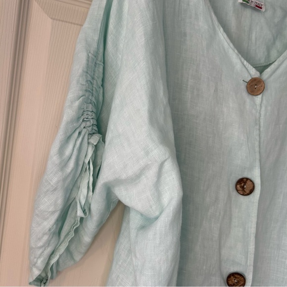 Light Blue 💯 Linen Made in Italy Button-Up Women's Top. - Picture 3 of 8